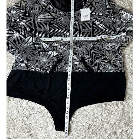 Truly You NWT LongSleeve Sequins Bodysuit NewYearsEve Cocktail Women Size 28 Top - Picture 4 of 10